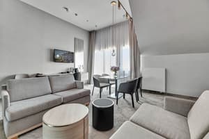 thumbnail: Living room