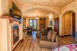 thumbnail: Living room