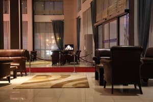 thumbnail: Interior entrance