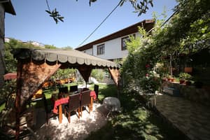 thumbnail: Garden