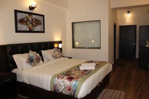 thumbnail: Room