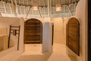 thumbnail: Bathroom shower