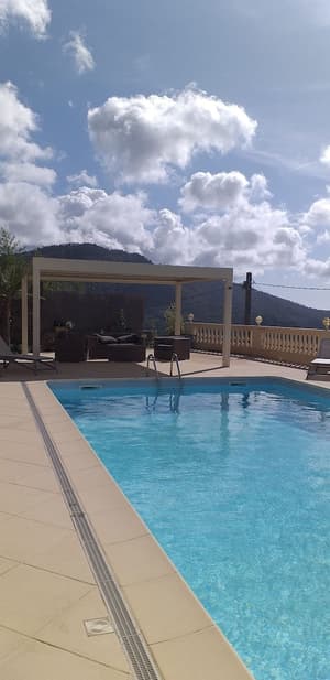 thumbnail: Outdoor pool