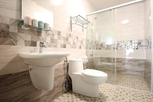 thumbnail: Bathroom