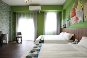 thumbnail: Room