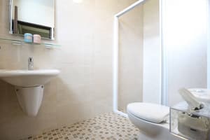 thumbnail: Bathroom shower
