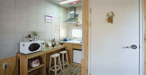 thumbnail: Private kitchenette