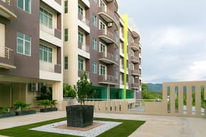 thumbnail: Exterior