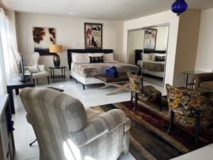 thumbnail: Living area