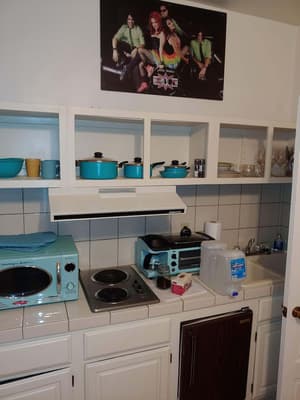 thumbnail: Private kitchenette
