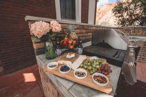 thumbnail: BBQ/picnic area