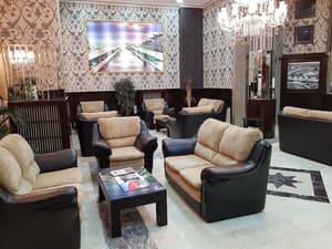 thumbnail: Lobby sitting area