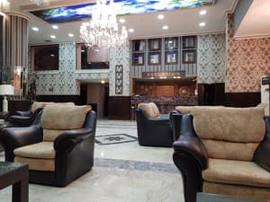 thumbnail: Lobby sitting area