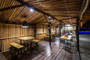 thumbnail: Interior
