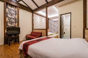 thumbnail: Room