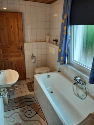 thumbnail: Bathroom