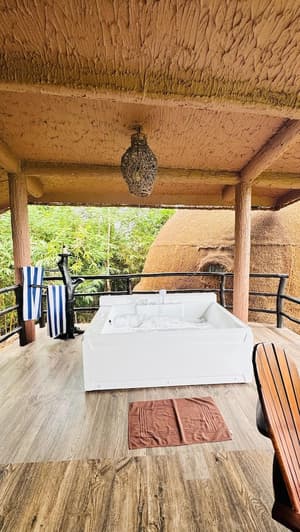 thumbnail: Private spa tub