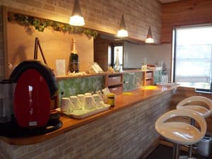 thumbnail: Dining