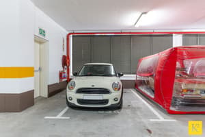 thumbnail: Parking
