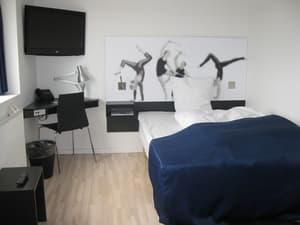 thumbnail: Room