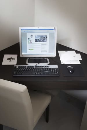 thumbnail: Business center