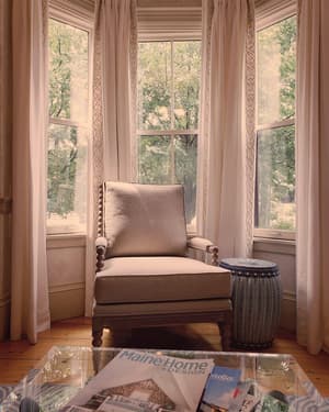 thumbnail: Interior detail