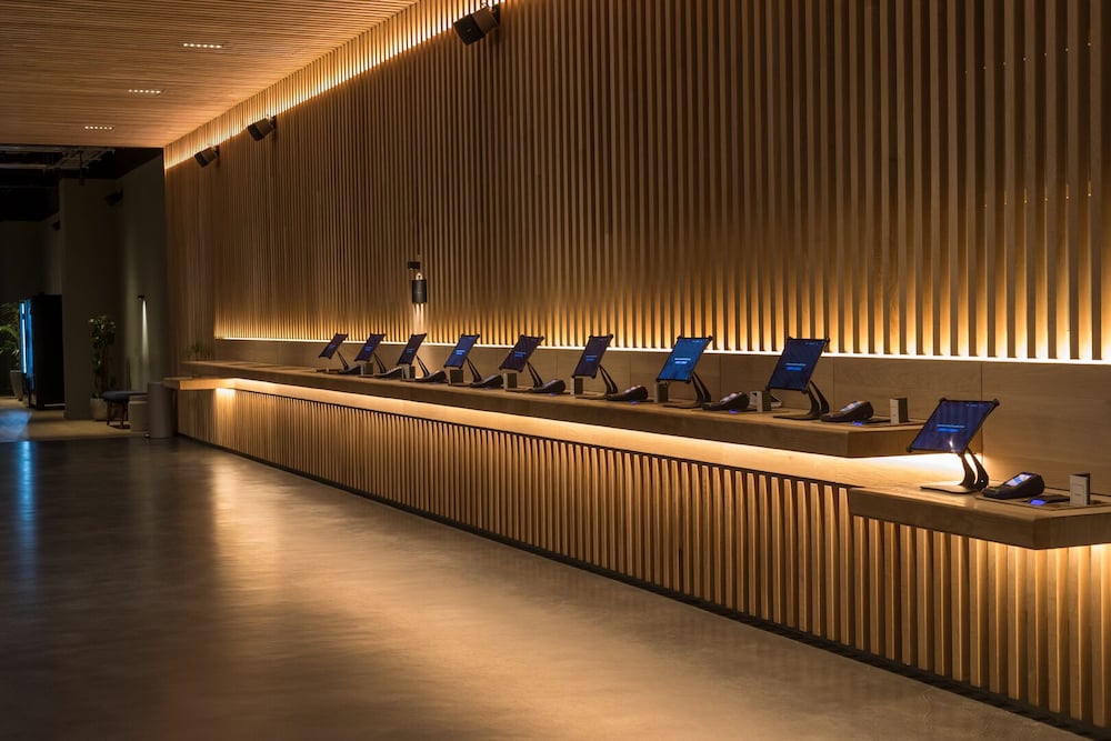 Check-in/check-out kiosk
