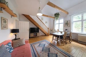 thumbnail: Living area