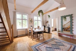 thumbnail: Living area