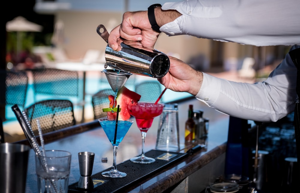 Poolside bar