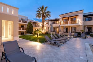 thumbnail: Exterior