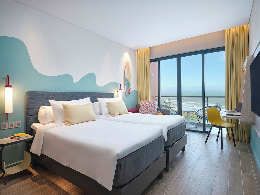 Beach/ocean view