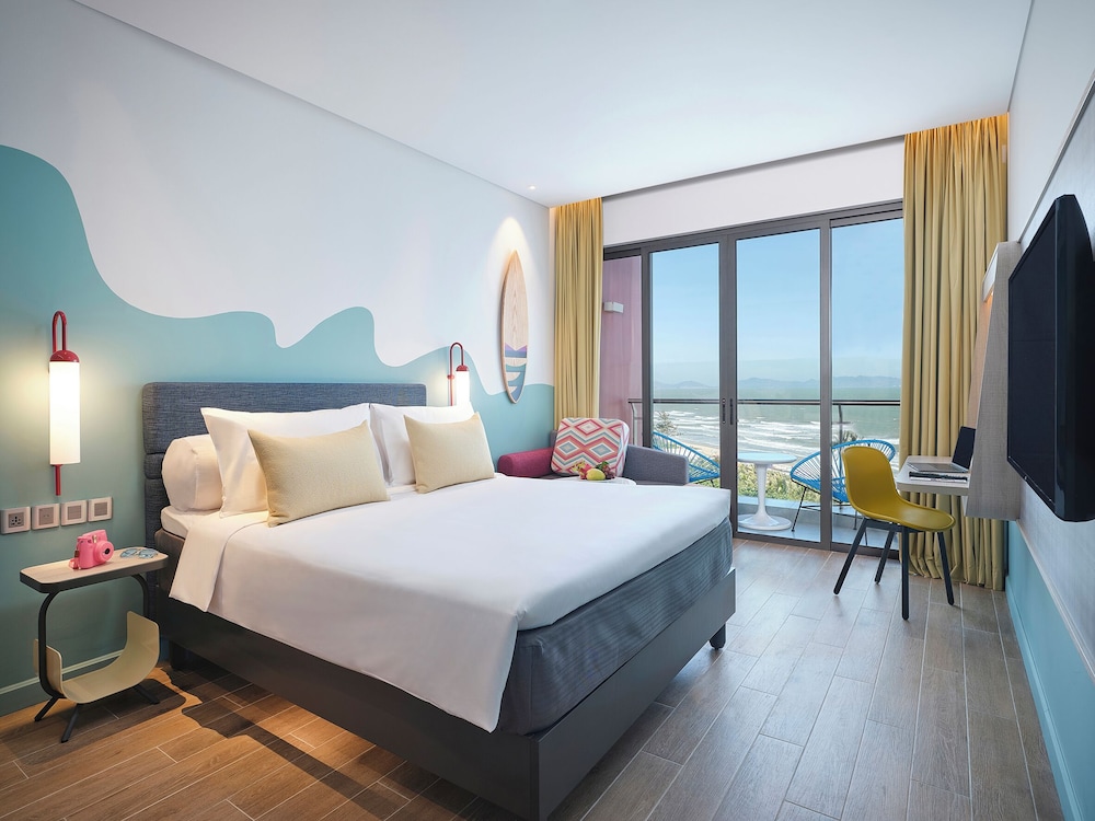 Beach/ocean view