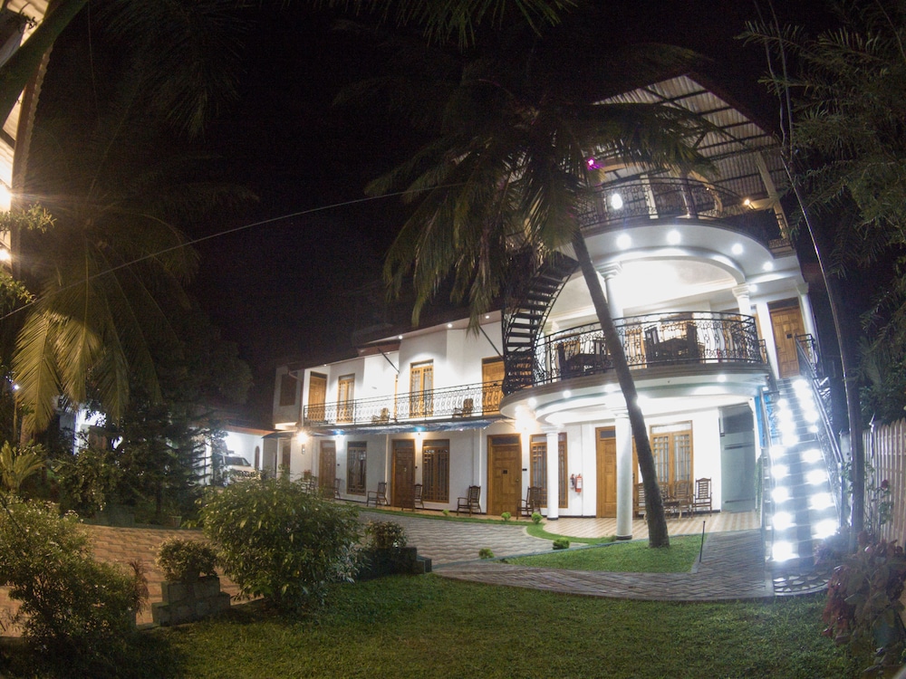 Front of property - evening/night