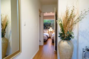 thumbnail: Hallway