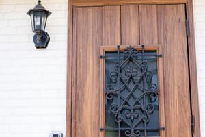 thumbnail: Exterior detail