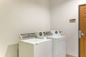 thumbnail: Laundry room