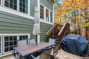 thumbnail: Balcony