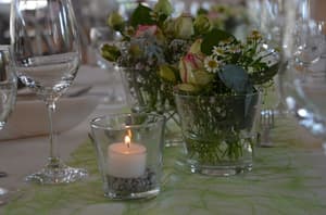 thumbnail: Dining