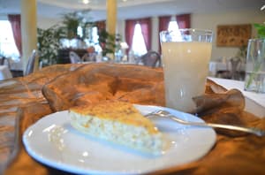 thumbnail: Dining