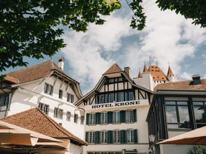 thumbnail: Exterior