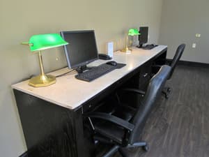 thumbnail: Business center