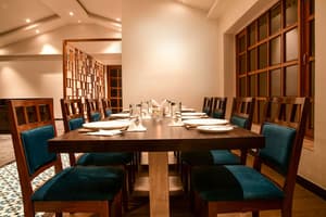 thumbnail: Restaurant