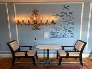 thumbnail: Restaurant