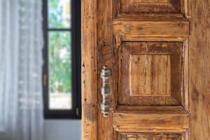 thumbnail: Interior detail