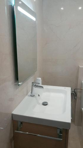 570730422.jpg