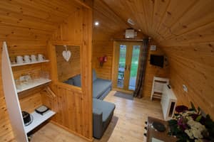 thumbnail: Living area