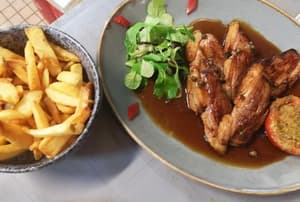 thumbnail: Restaurant