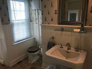 thumbnail: Bathroom