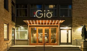 thumbnail: Bar (on property)
